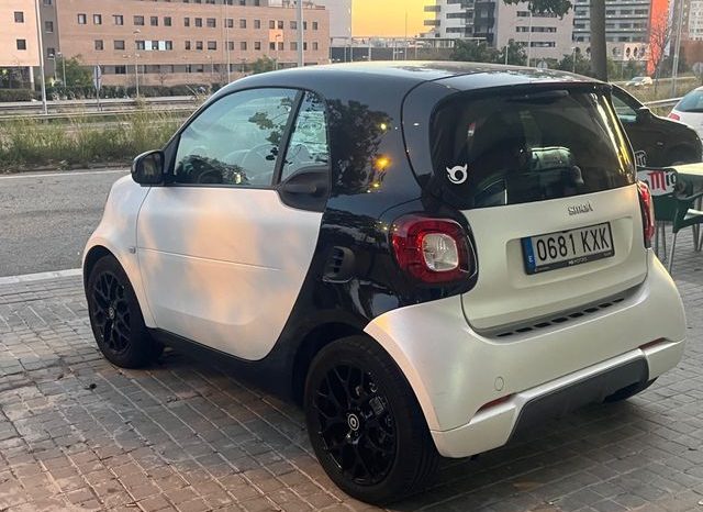 
								Smart fortwo 2019 lleno									