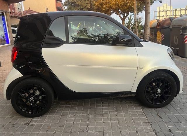 
								Smart fortwo 2019 lleno									