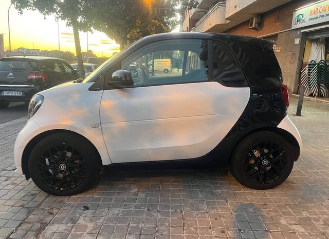 
								Smart fortwo 2019 lleno									