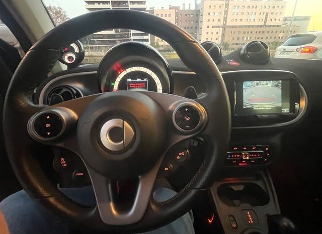 
								Smart fortwo 2019 lleno									