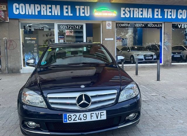 
								Mercedes-Benz Clase C 2007 lleno									
