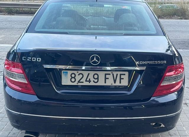 
								Mercedes-Benz Clase C 2007 lleno									