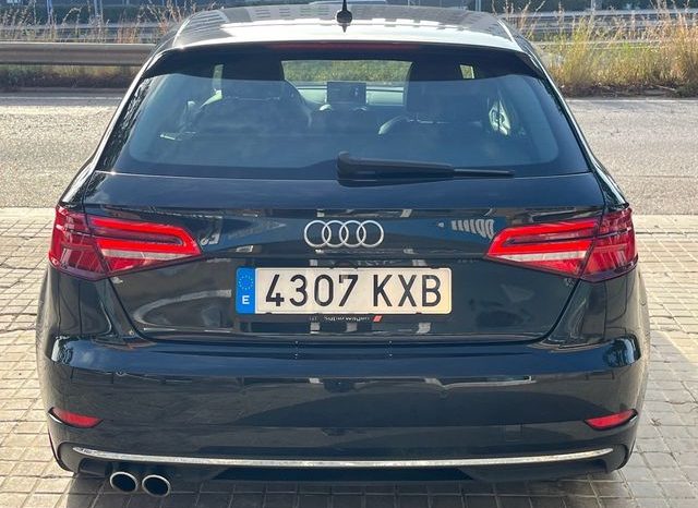 
								Audi A3 2019 lleno									