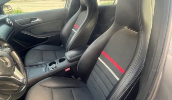 
									Mercedes-Benz Clase C 2016 lleno								