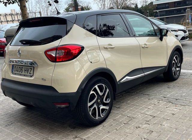 
								Renault Captur 2014 lleno									