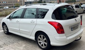 
									Peugeot 308 2010 lleno								