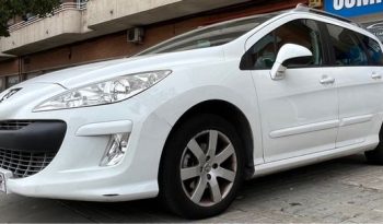 
									Peugeot 308 2010 lleno								