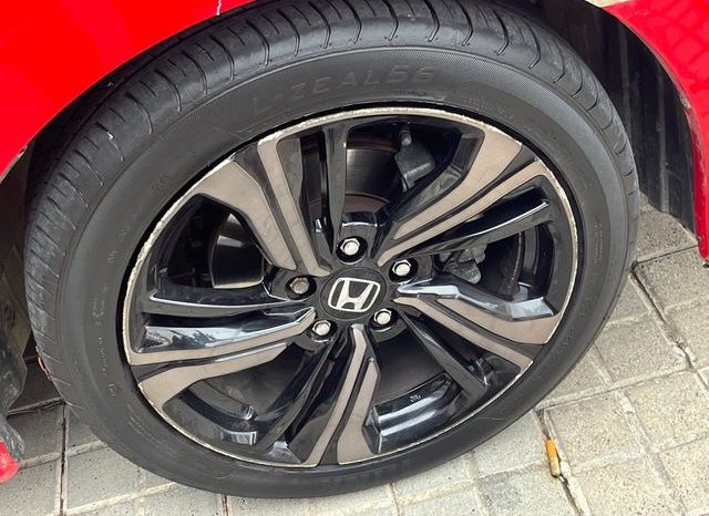 
								Honda Civic 2018 lleno									