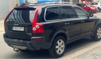 
									Volvo XC90 lleno								