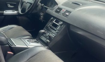 
									Volvo XC90 lleno								