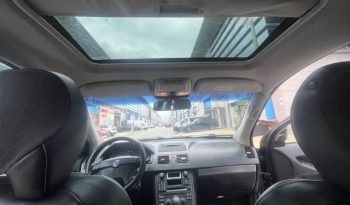 
									Volvo XC90 lleno								
