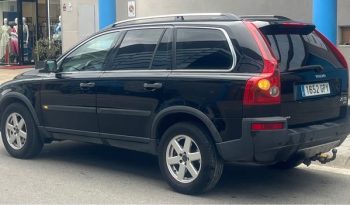 
									Volvo XC90 lleno								
