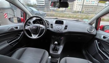 
									Ford Fiesta 2016 lleno								