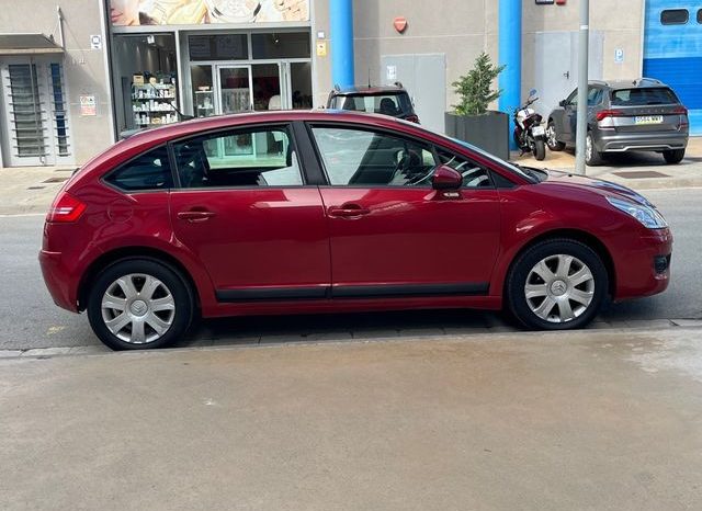 
								Citroen C4 2007 lleno									