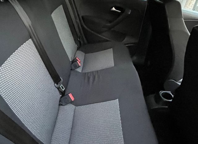 
								Volkswagen Polo 2014 lleno									