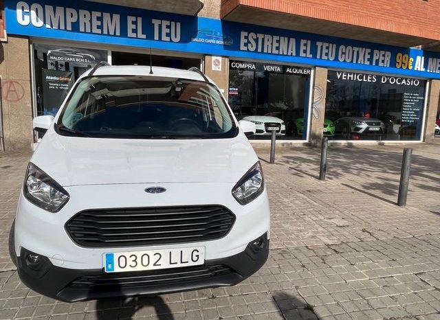 
								Ford Transit Courier 2020 lleno									