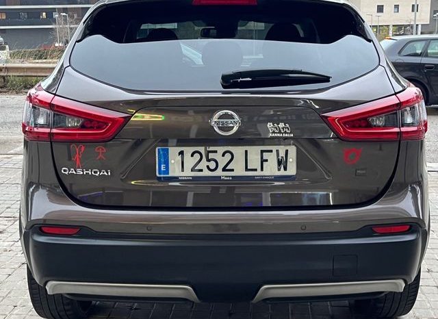 
								Nissan Qashqai 2020 lleno									