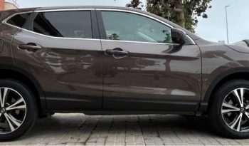 
									Nissan Qashqai 2020 lleno								
