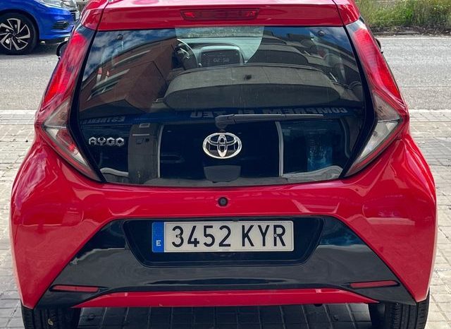 
								Toyota Aygo 2019 lleno									
