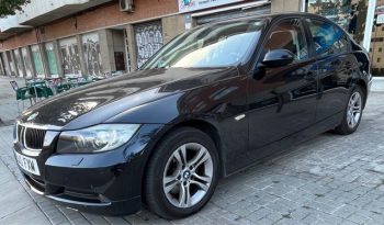 
									BMW Serie 3 2008 lleno								