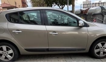 
									Renault Megane 2009 lleno								