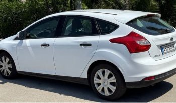 
									Ford Focus 2012 lleno								