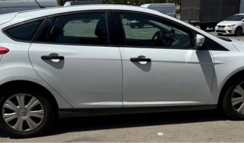 
									Ford Focus 2012 lleno								