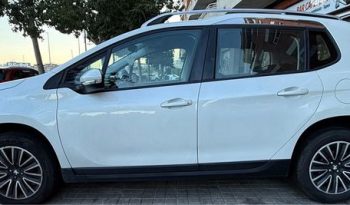 
									Peugeot 2008 2015 lleno								