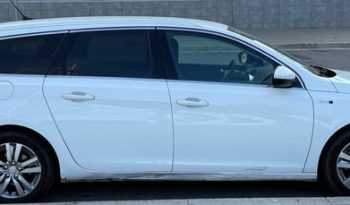 
									Peugeot 308 2015 lleno								