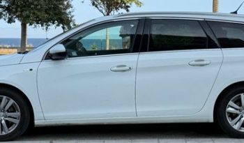 
									Peugeot 308 2015 lleno								