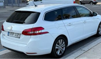 
									Peugeot 308 2015 lleno								