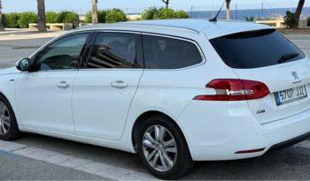 
									Peugeot 308 2015 lleno								