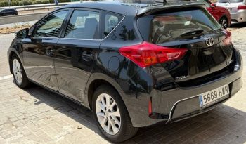 
									Toyota Auris 2014 lleno								