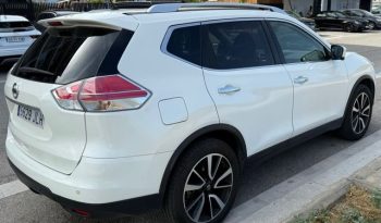 
									Nissan X-Trail 2016 lleno								