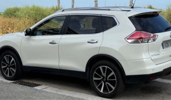
									Nissan X-Trail 2016 lleno								