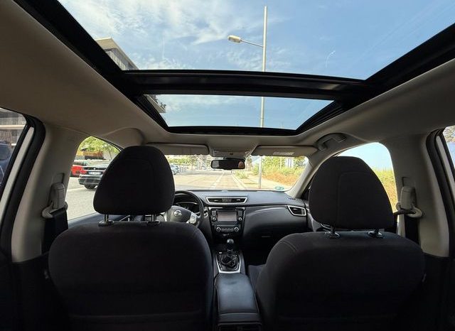 
								Nissan X-Trail 2016 lleno									