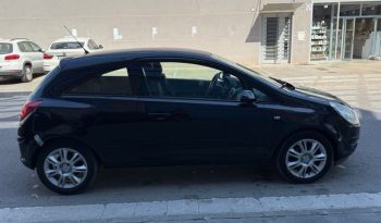 
									Opel Corsa 2007 lleno								