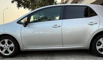 
									Toyota Auris 2011 lleno								