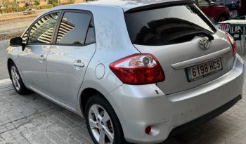 
									Toyota Auris 2011 lleno								