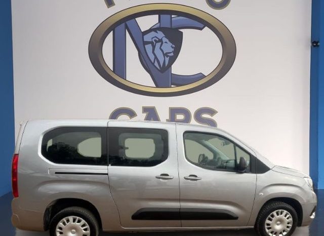
								Opel Combo 2021 lleno									