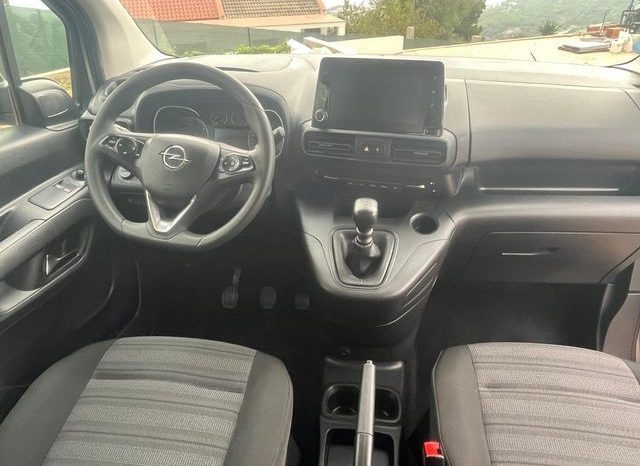 
								Opel Combo 2021 lleno									