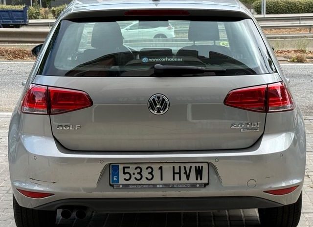 
								Volkswagen Golf 2014 lleno									