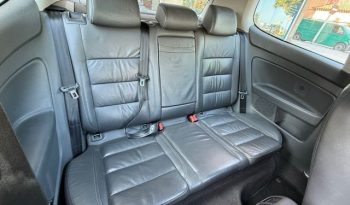 
									Volkswagen golf 2005 lleno								