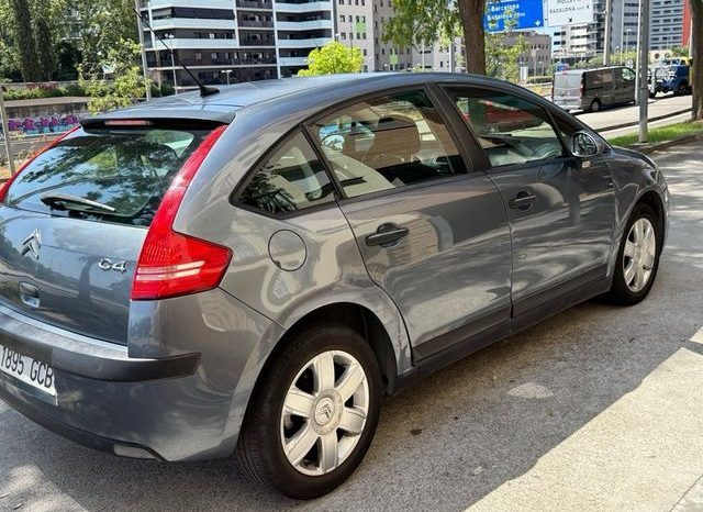 
								Citroën C4 2008 lleno									