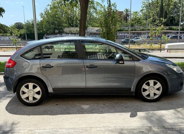 
								Citroën C4 2008 lleno									
