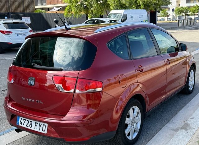 
								Seat Altea XL 2007 lleno									