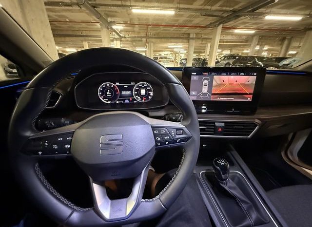 
								Seat Leon 2021 lleno									