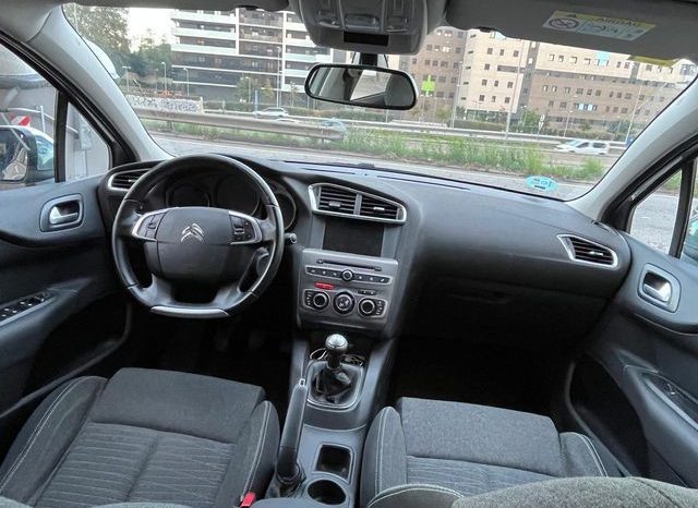 
								Citroen C4 2016 lleno									