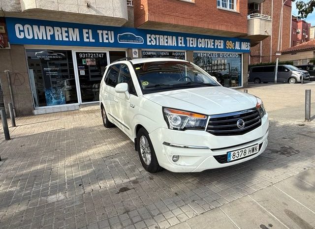 
								SsangYong Rodius 2014 lleno									