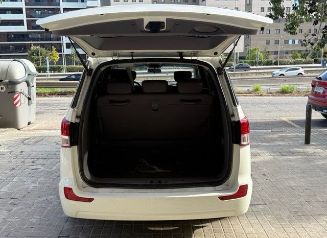 
								SsangYong Rodius 2014 lleno									